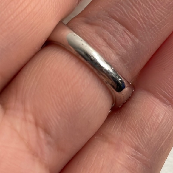 SOLD - Infinite Splendor Ring - Diamonisse; centre stone - 2.5 carats - Picture 6 of 11